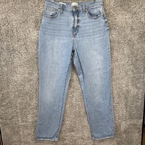 Universal Thread Vintage Straight Jeans Light Wash Size 10/30 Regular Light Wash